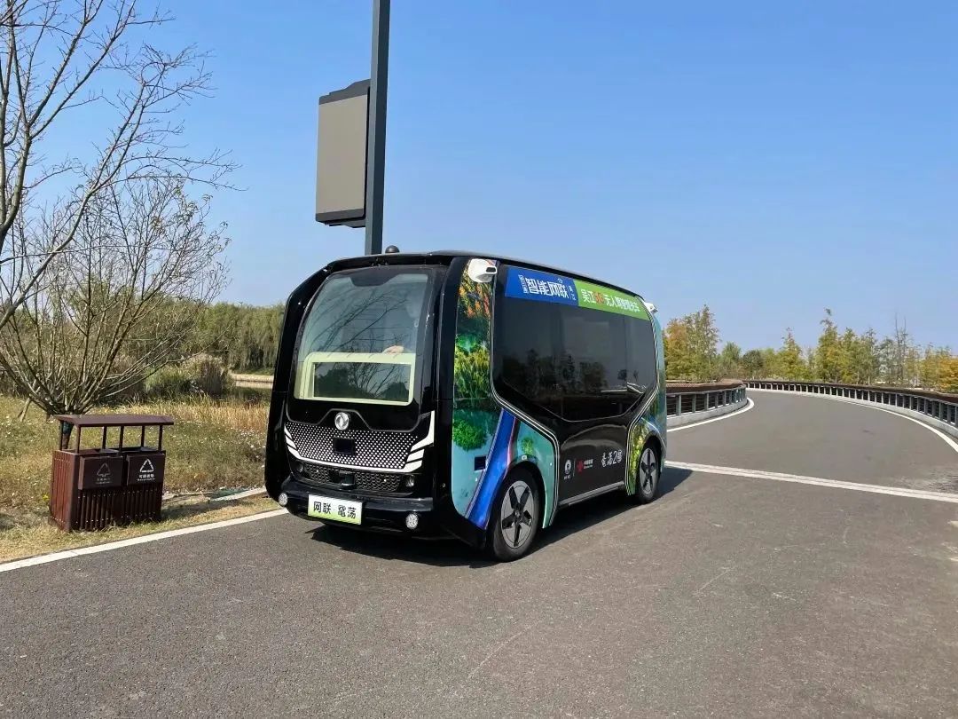 1702454927933086.jpg 无人车风云榜11172.jpg